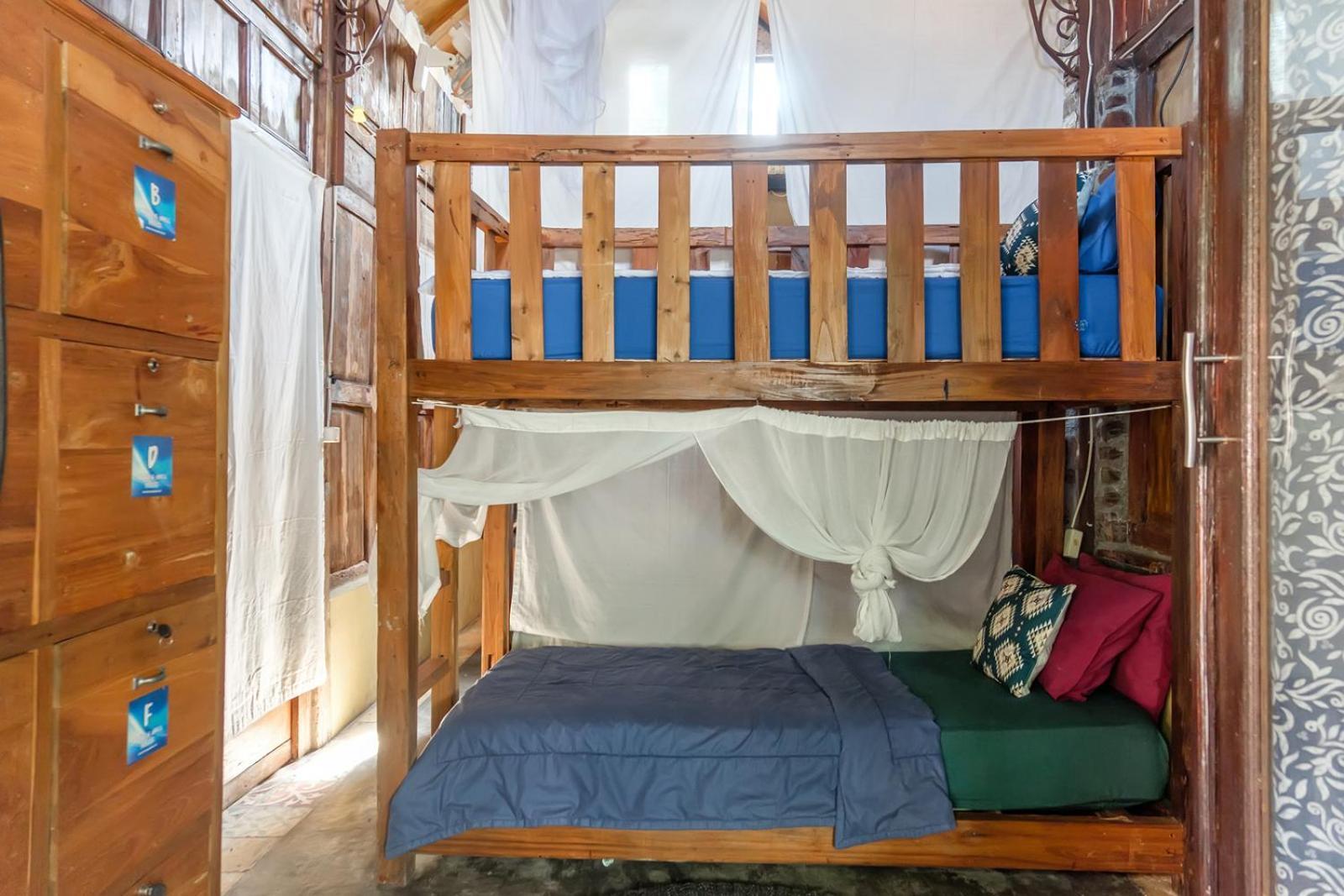 Twospaces Living At Wave And Chill House, Canggu Eksteriør bilde