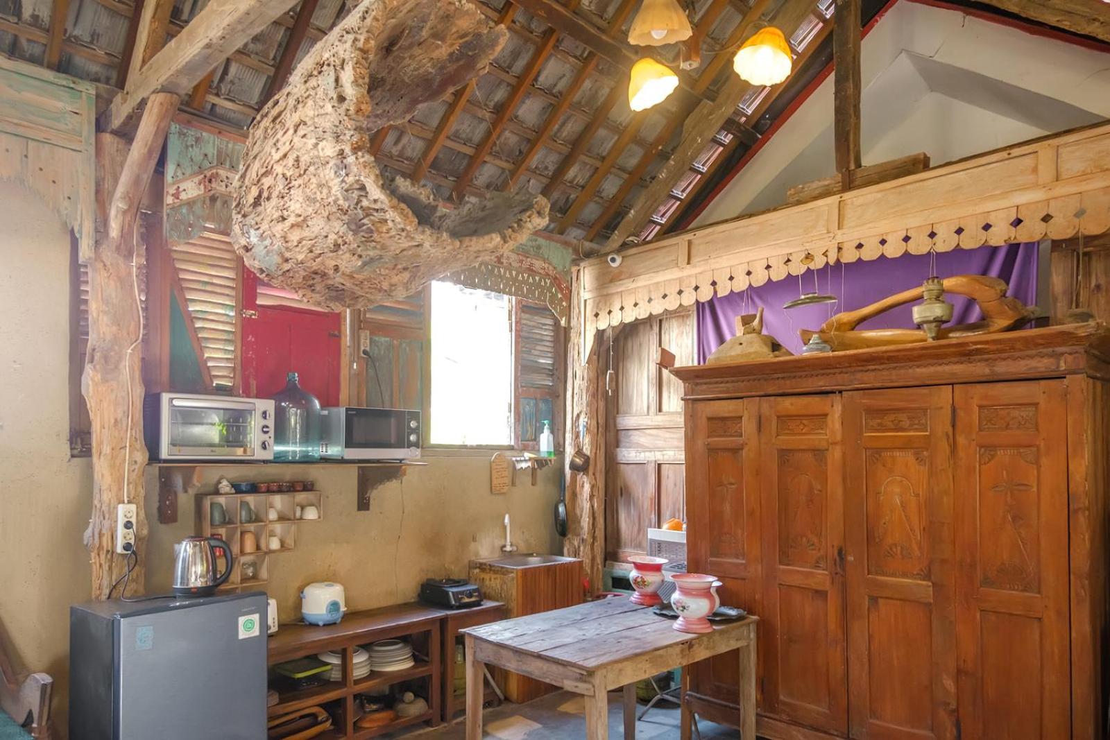 Twospaces Living At Wave And Chill House, Canggu Eksteriør bilde