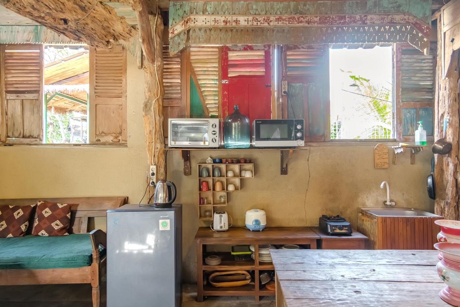Twospaces Living At Wave And Chill House, Canggu Eksteriør bilde