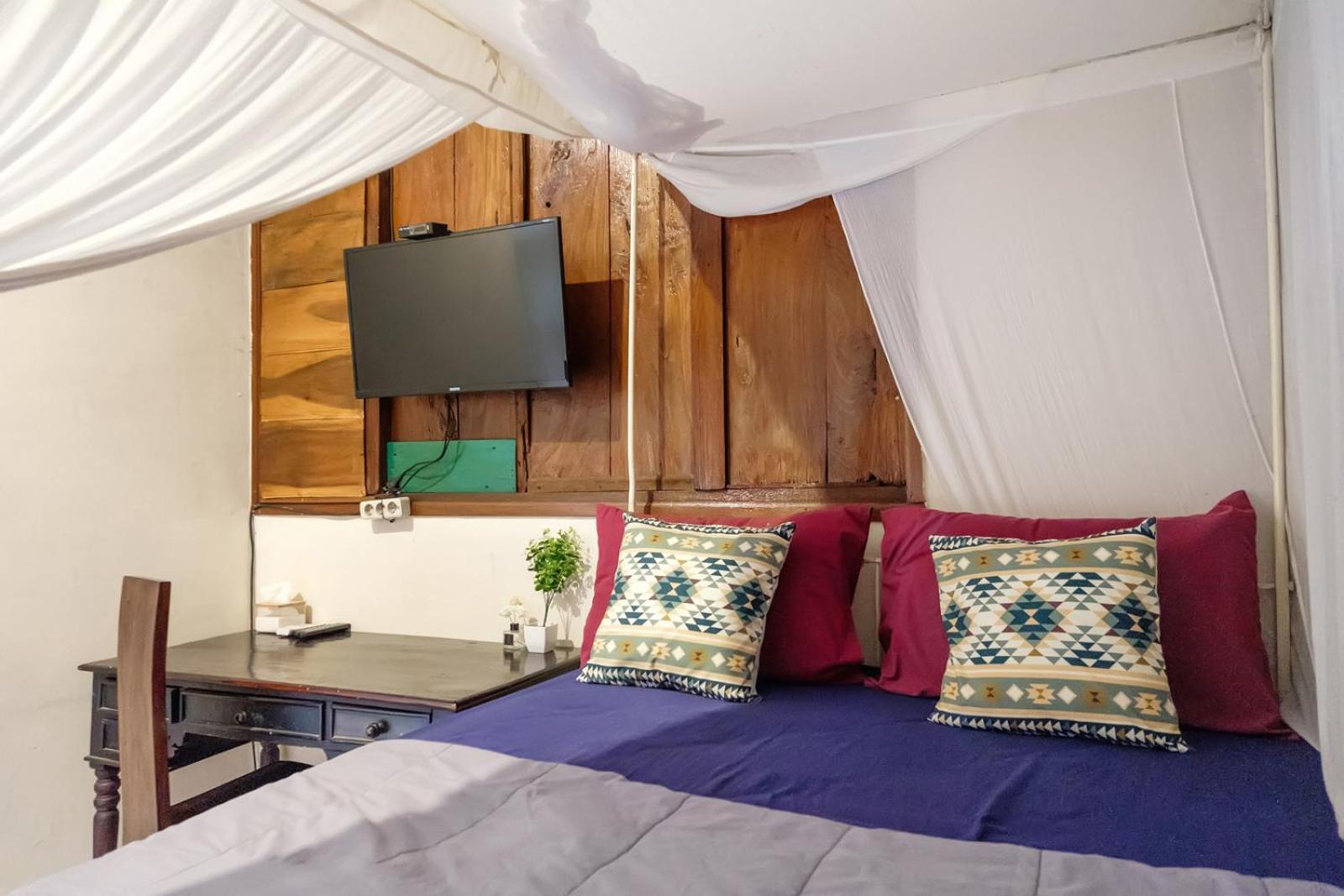 Twospaces Living At Wave And Chill House, Canggu Eksteriør bilde