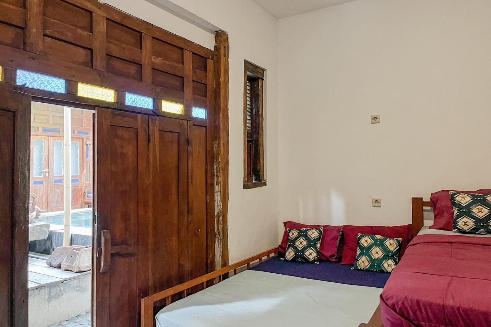 Twospaces Living At Wave And Chill House, Canggu Eksteriør bilde